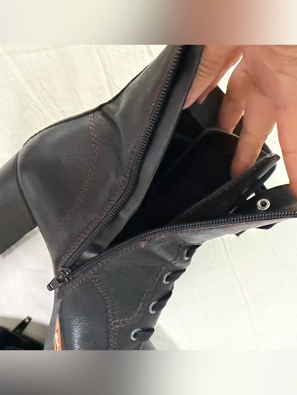 Naturalizer Black Lace-Up Block Heel Ankle Boots, Size 9 - Picture 5 of 13